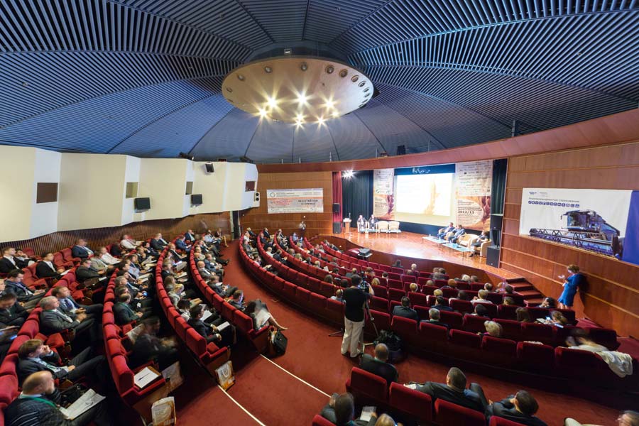 Hostessy Forum Ekonomiczne w Karpaczu